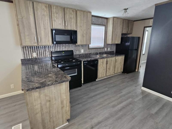 Newly Rehabbed Home in Fort Wayne – 3BR/2BA