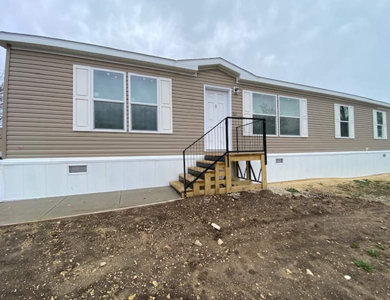 Brand-new 3 bedroom 2 bath home in Rockford, IL