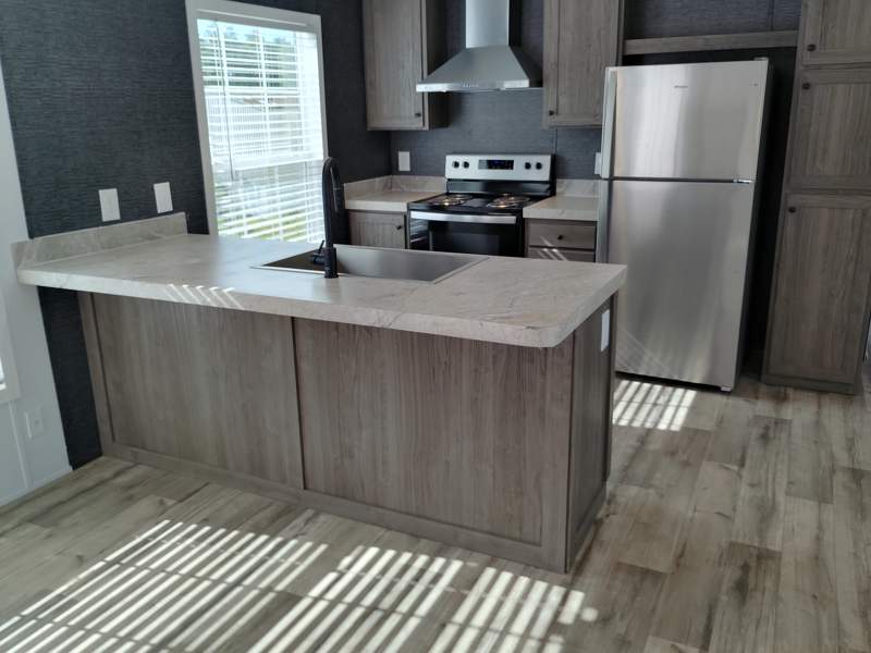 Listing-2409-Photo-607d28e8-b124-4b2b-b032-94519f6e785b.jpg Brand-new 3 bedroom 2 bath home in Hattiesburg, MS