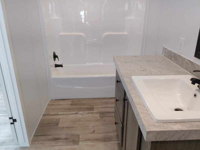 Listing-2409-Photo-8154ee31-ab54-4978-87a1-5e7e18787bc6.jpg Brand-new 3 bedroom 2 bath home in Hattiesburg, MS