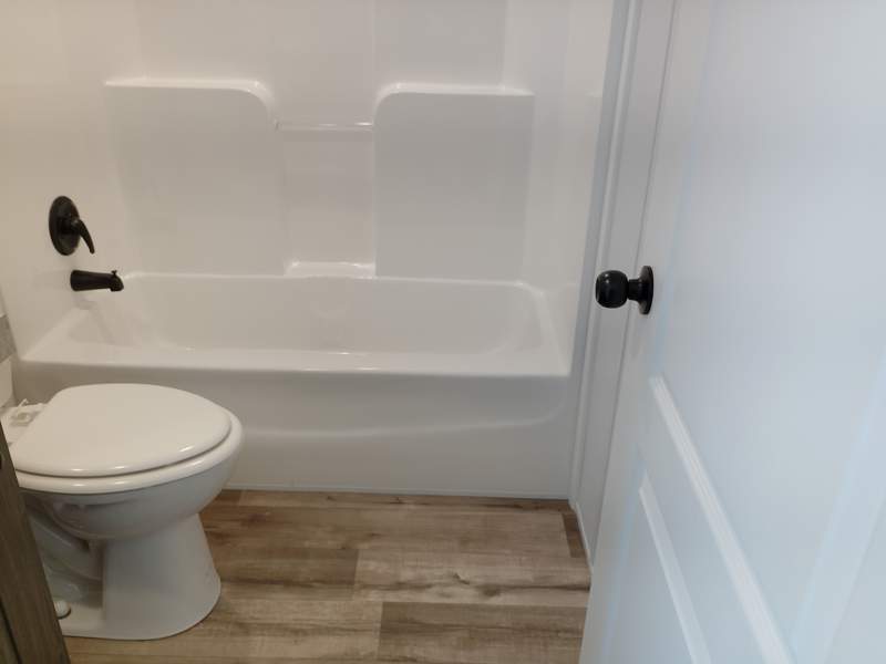 Listing-2409-Photo-f25ab10a-cb3c-4449-8799-54f43d093107.jpg Brand-new 3 bedroom 2 bath home in Hattiesburg, MS