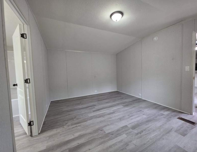 BRAND-NEW Home Available Now – 3/BR 2/BA