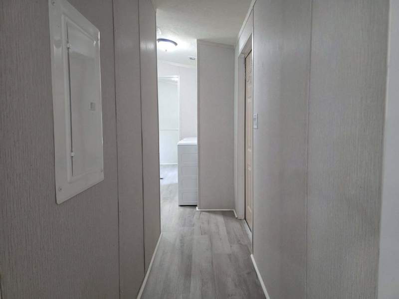Listing-2425-Photo-83ba94cf-446d-40d9-ad44-f84eb5fff4c7.jpg BRAND-NEW Home Available Now – 3/BR 2/BA