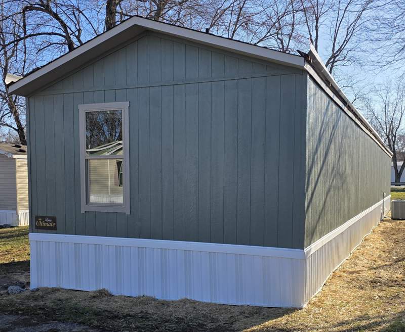 Listing-2425-Photo-a05cc98b-605b-4ce2-ba7c-13ed5b87aec7.jpg BRAND-NEW Home Available Now – 3/BR 2/BA