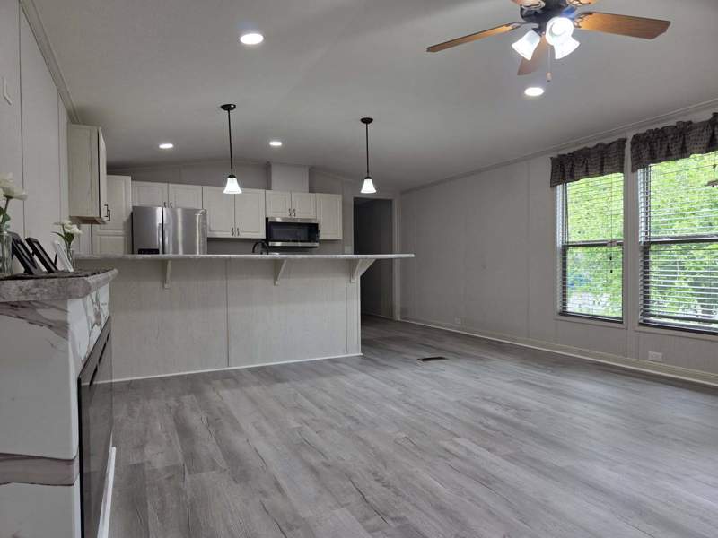 Listing-2425-Photo-c416a4ac-99ff-44cc-9556-4ac65b77214d.jpg BRAND-NEW Home Available Now – 3/BR 2/BA