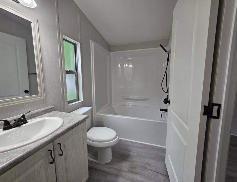 BRAND-NEW Home Available Now – 3/BR 2/BA