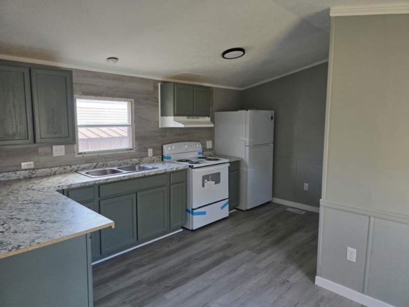Newly Remodeled 3 Bedroom, 2 Bath home in Madisonville, KY