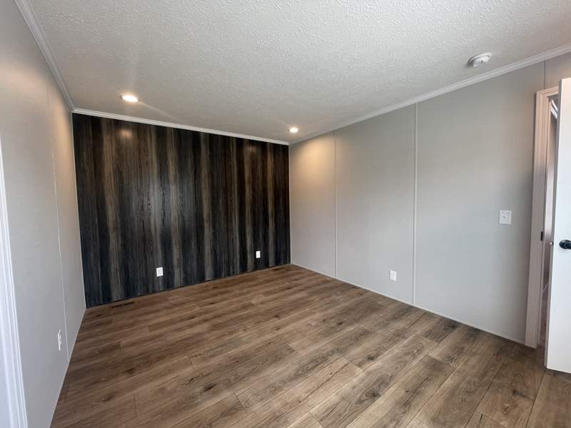 Listing-2745-Photo-7bc0298b-60e1-4857-a1c4-3ee004e9be4b.jpg 3-Bed, 2-Bath, and BRAND NEW!