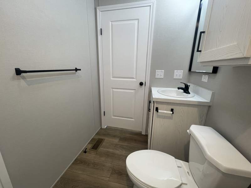 Listing-2745-Photo-b8c23919-f3c4-4bd7-a05b-45eb42aaeff0.jpg 3-Bed, 2-Bath, and BRAND NEW!