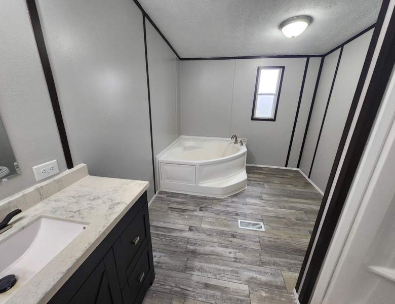 HUGE 3-Bed 2-Bath in Miami Village