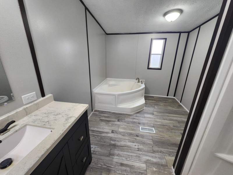 HUGE 3-Bed 2-Bath in Miami Village