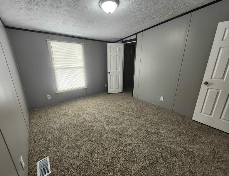 HUGE 3-Bed 2-Bath in Miami Village