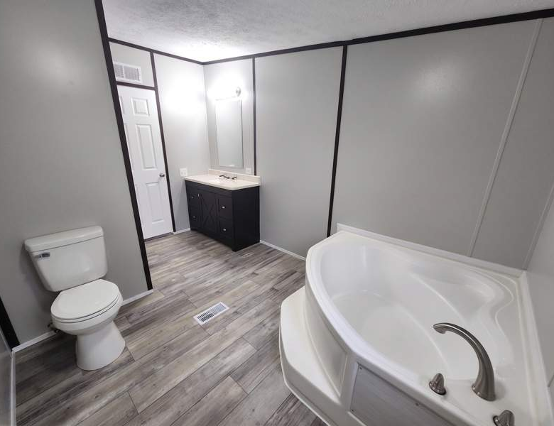 HUGE 3-Bed 2-Bath in Miami Village
