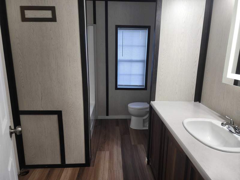Listing-3124-Photo-5d3675e8-3475-43fa-a8b8-d9a450b83d06.jpg 2-Bed 1-Bath Home for Under 20k!