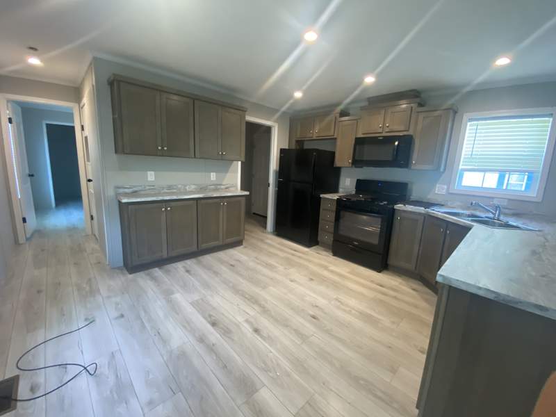 Newly Rehabbed Home in Rockford – 3BR/2BA