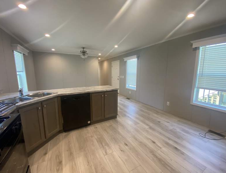 Newly Rehabbed Home in Rockford – 3BR/2BA