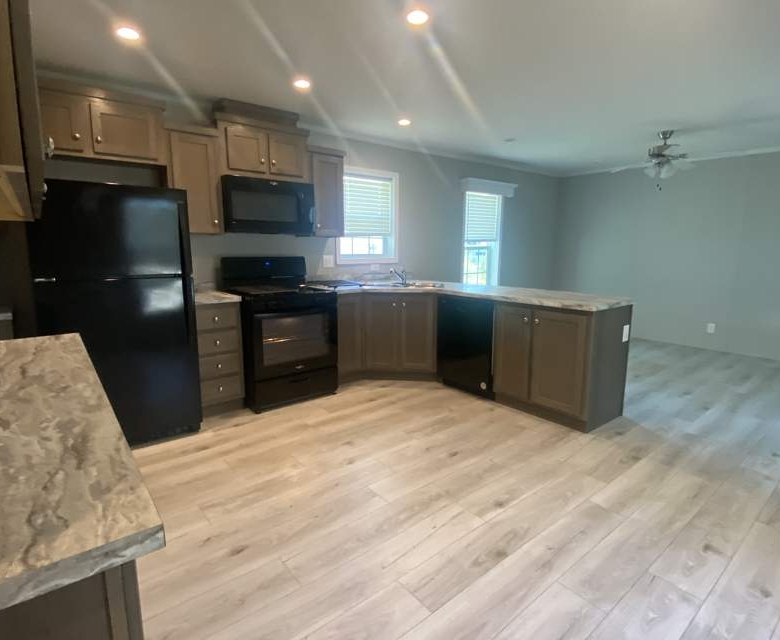 Newly Rehabbed Home in Rockford – 3BR/2BA