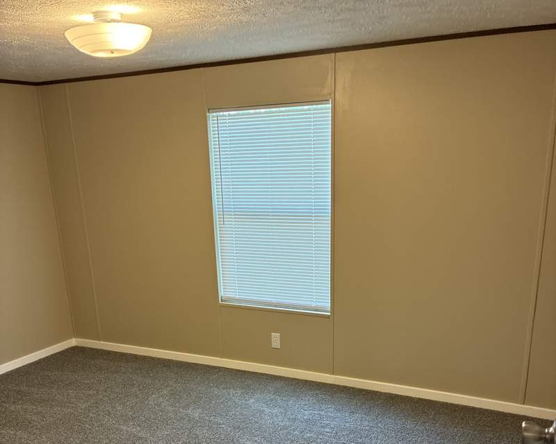 Listing-3153-Photo-c389aeb6-fd1d-4d01-97b0-c84b2a070d26.jpg Newly Rehabbed Home Available Now!